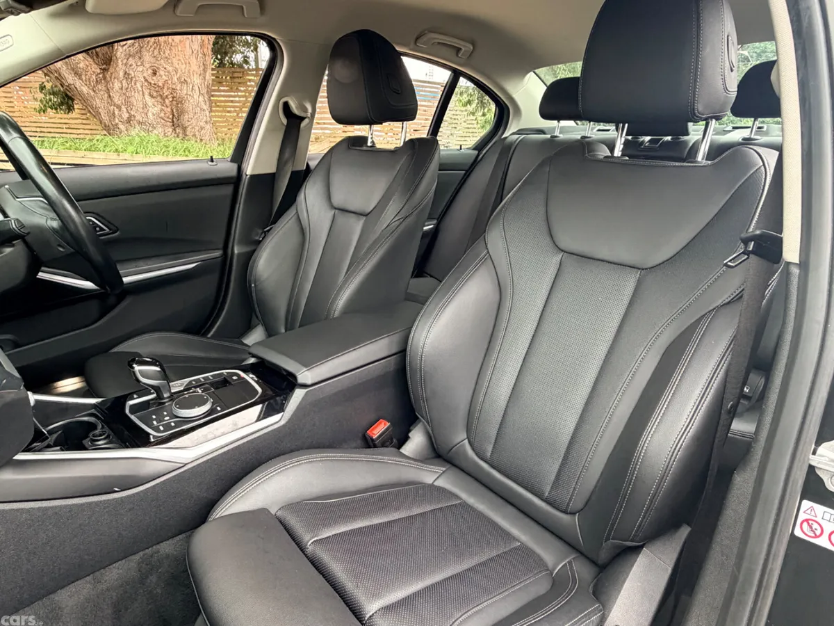 BMW 3-Series Saloon, Diesel, 2022, Black