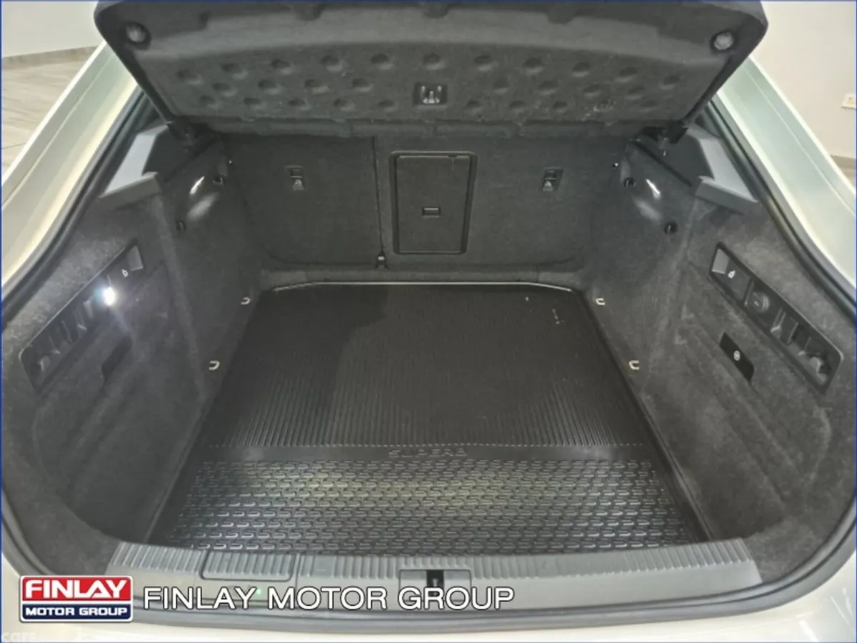 Skoda Superb Saloon, Petrol, 2020, White