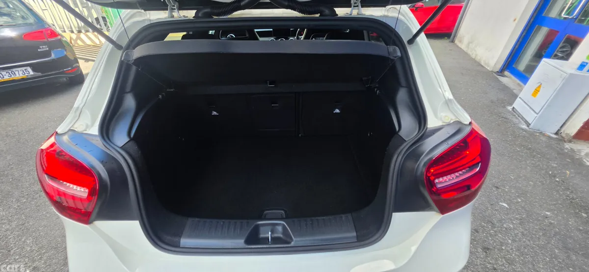 Mercedes-Benz A-Class Hatchback, Petrol, 2017, White