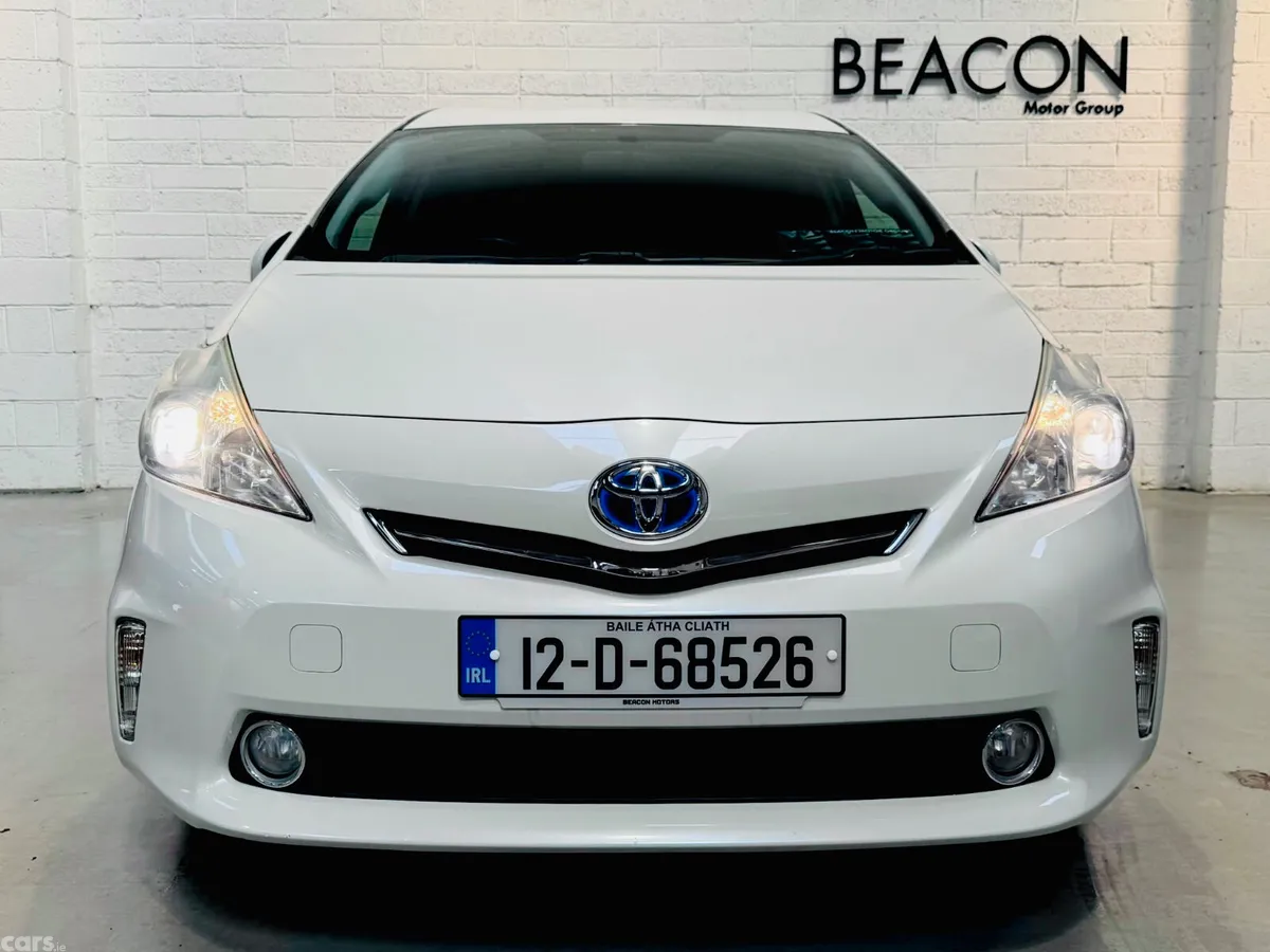 Toyota Prius Hatchback, Petrol Hybrid, 2012, White
