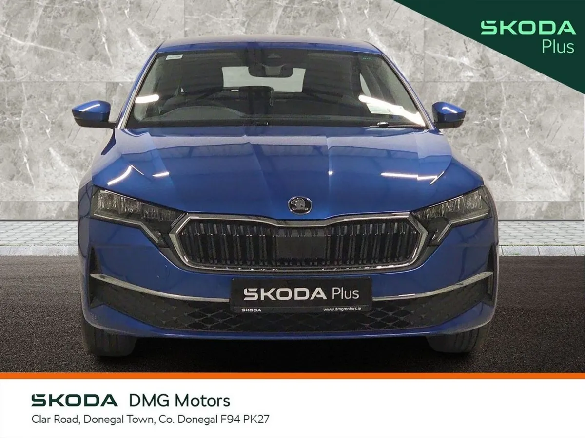 Skoda Octavia Saloon, Diesel, 2025, Blue