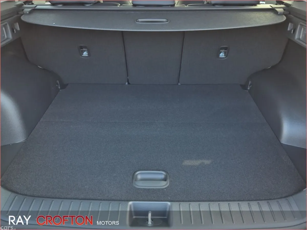 Kia Sportage SUV, Petrol Hybrid, 2026, White