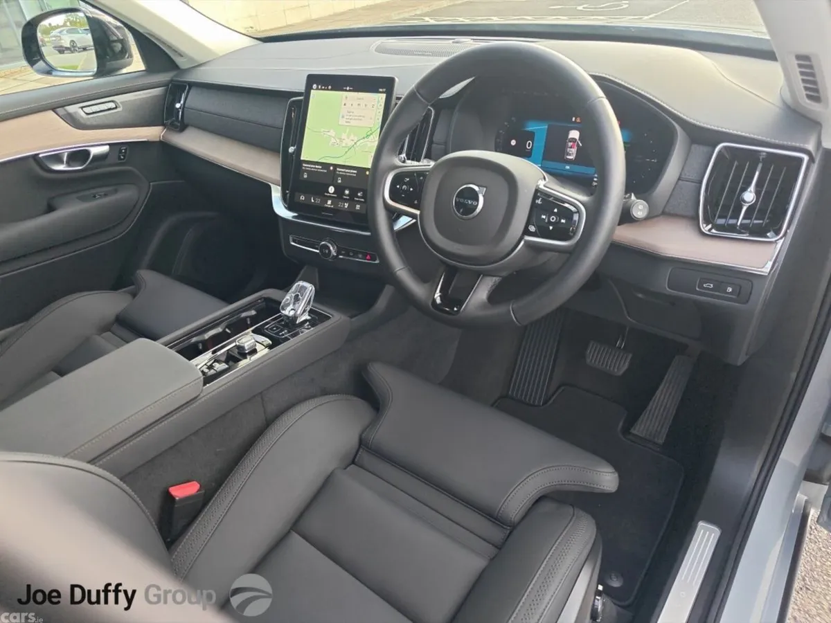 Volvo XC90 SUV, Petrol Plug-in Hybrid, 2025, Grey