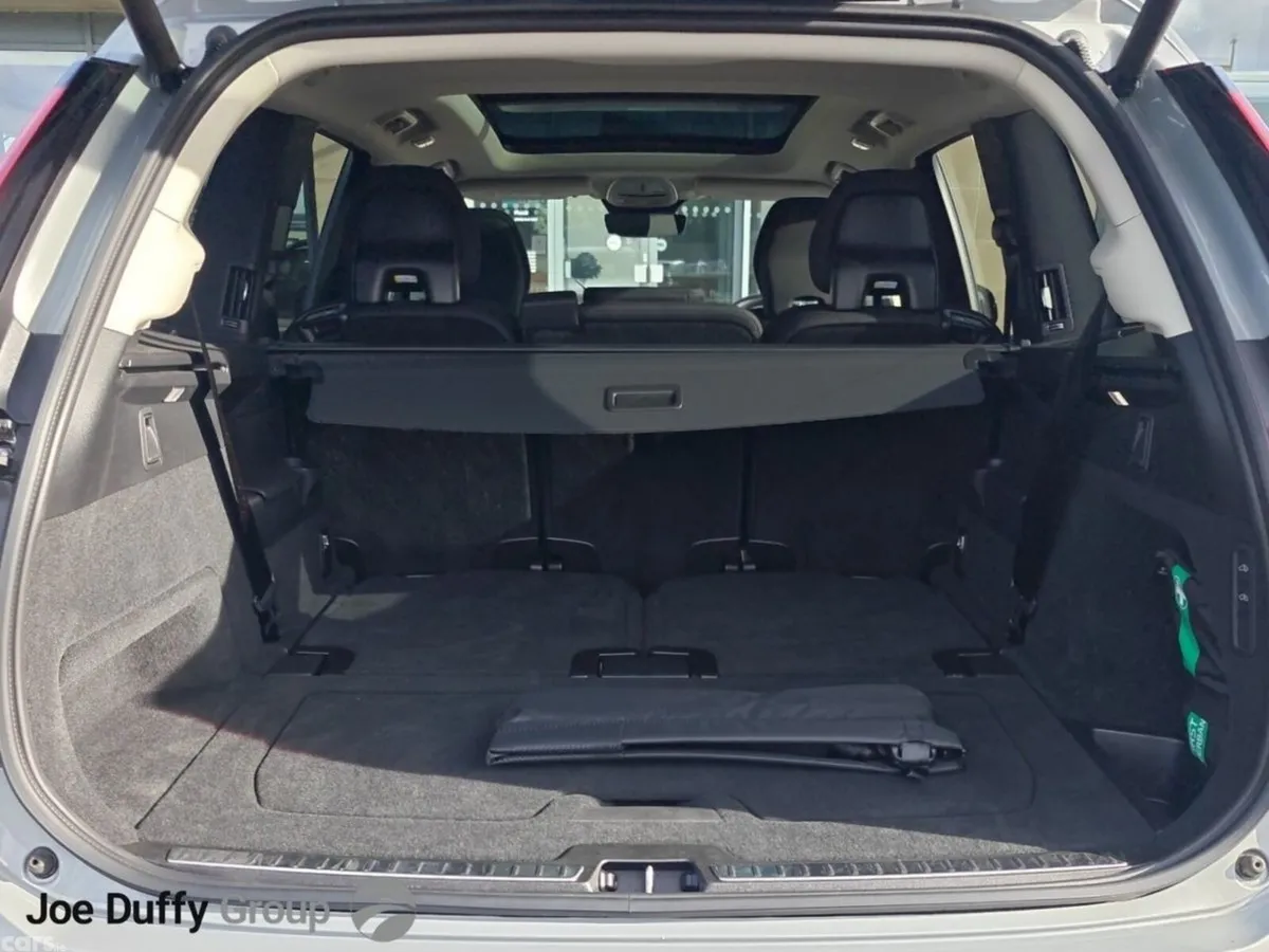 Volvo XC90 SUV, Petrol Plug-in Hybrid, 2025, Grey
