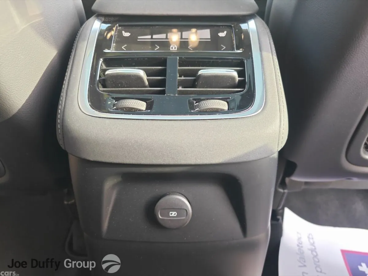 Volvo XC90 SUV, Petrol Plug-in Hybrid, 2025, Grey