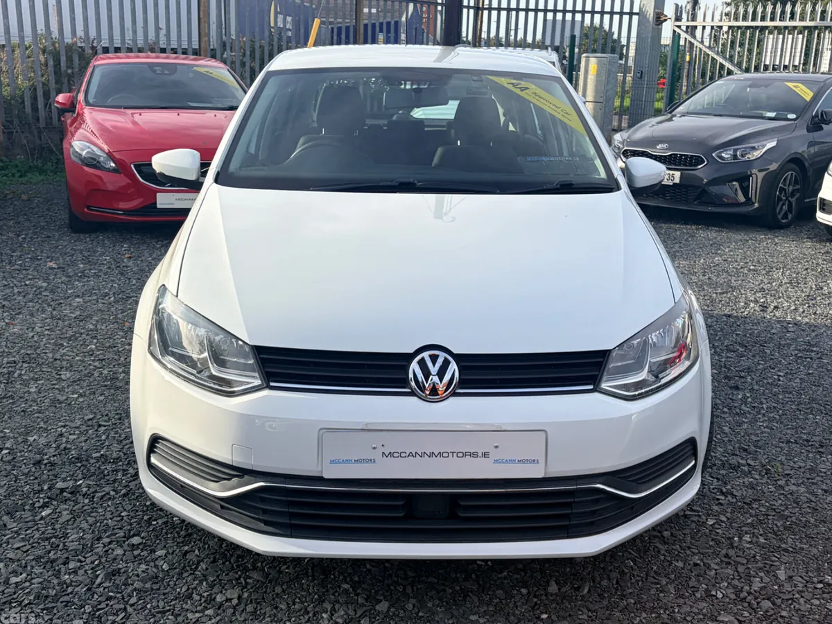 Volkswagen Polo Hatchback, Petrol, 2016, White