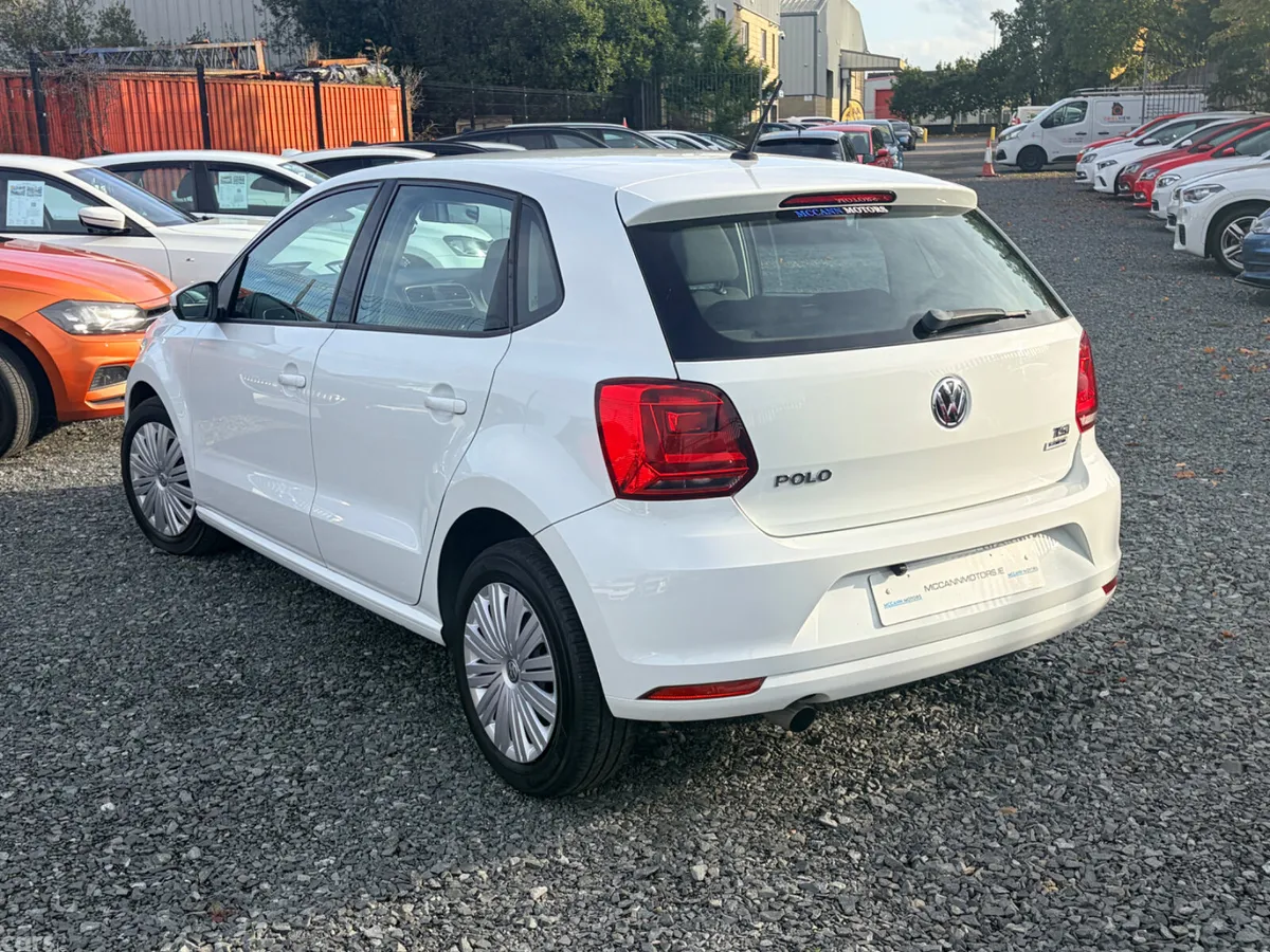 Volkswagen Polo Hatchback, Petrol, 2016, White