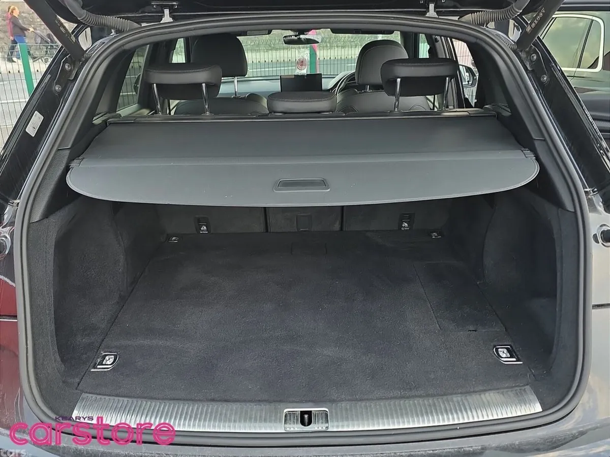 Audi Q5 SUV, Petrol Plug-in Hybrid, 2022, Black