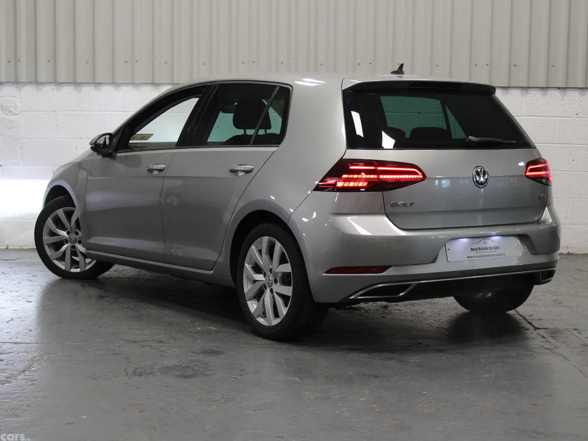 Volkswagen Golf Hatchback, Petrol, 2018, Silver