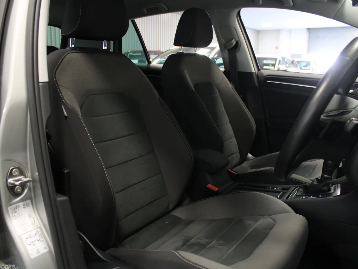 Volkswagen Golf Hatchback, Petrol, 2018, Silver