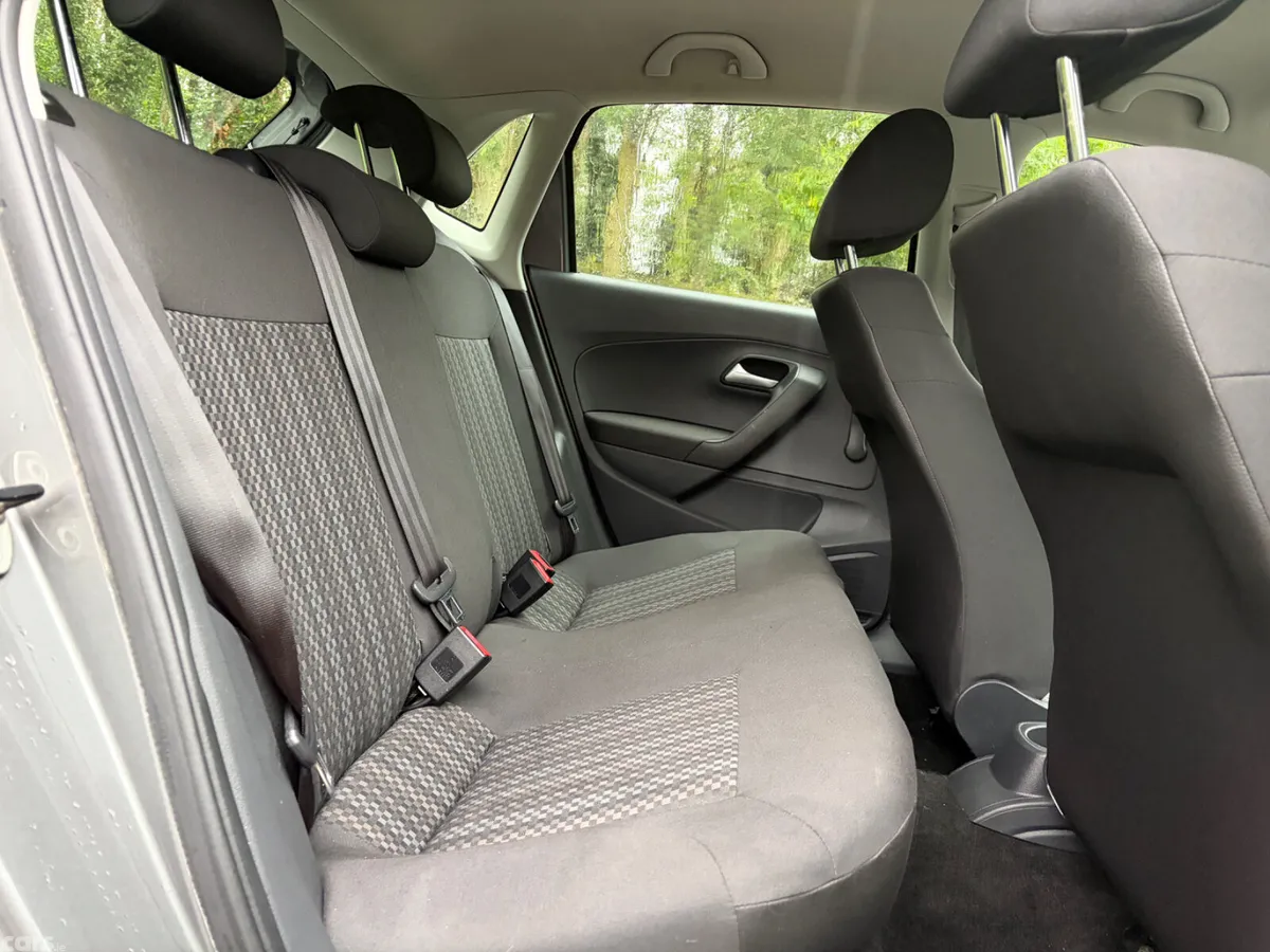 Volkswagen Polo Hatchback, Petrol, 2015, Grey