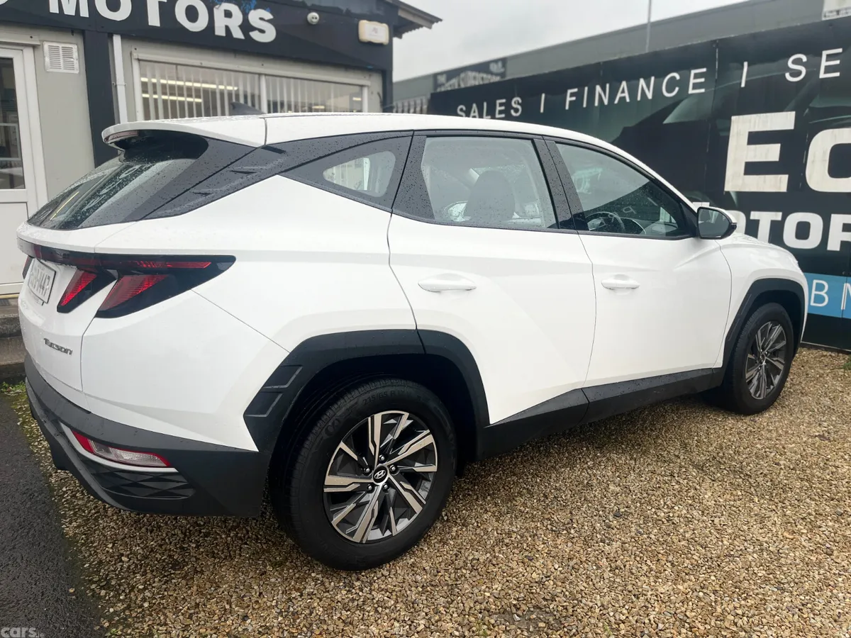 Hyundai Tucson SUV, Diesel, 2023, White