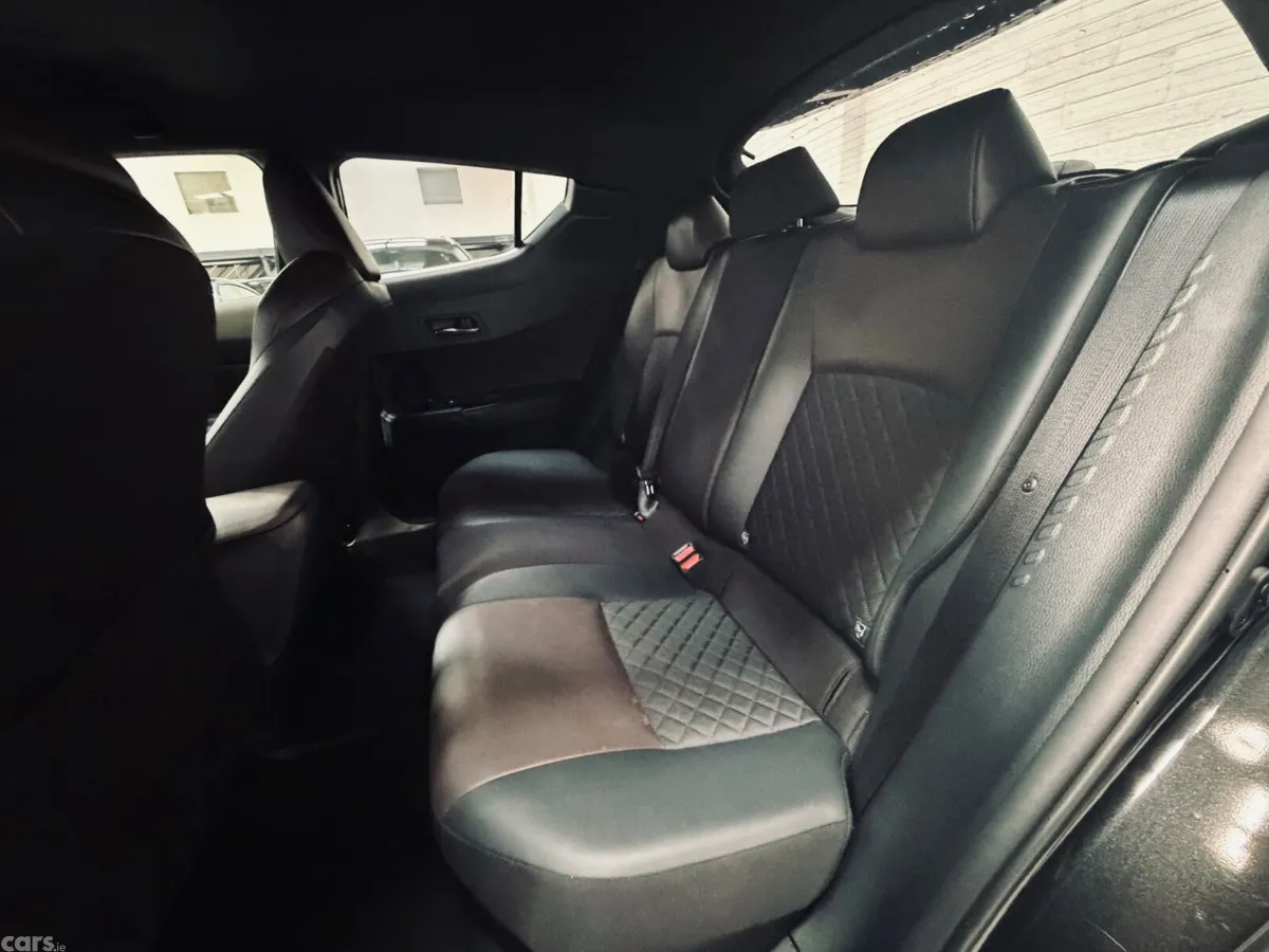Toyota C-HR SUV, Petrol Hybrid, 2018, Black