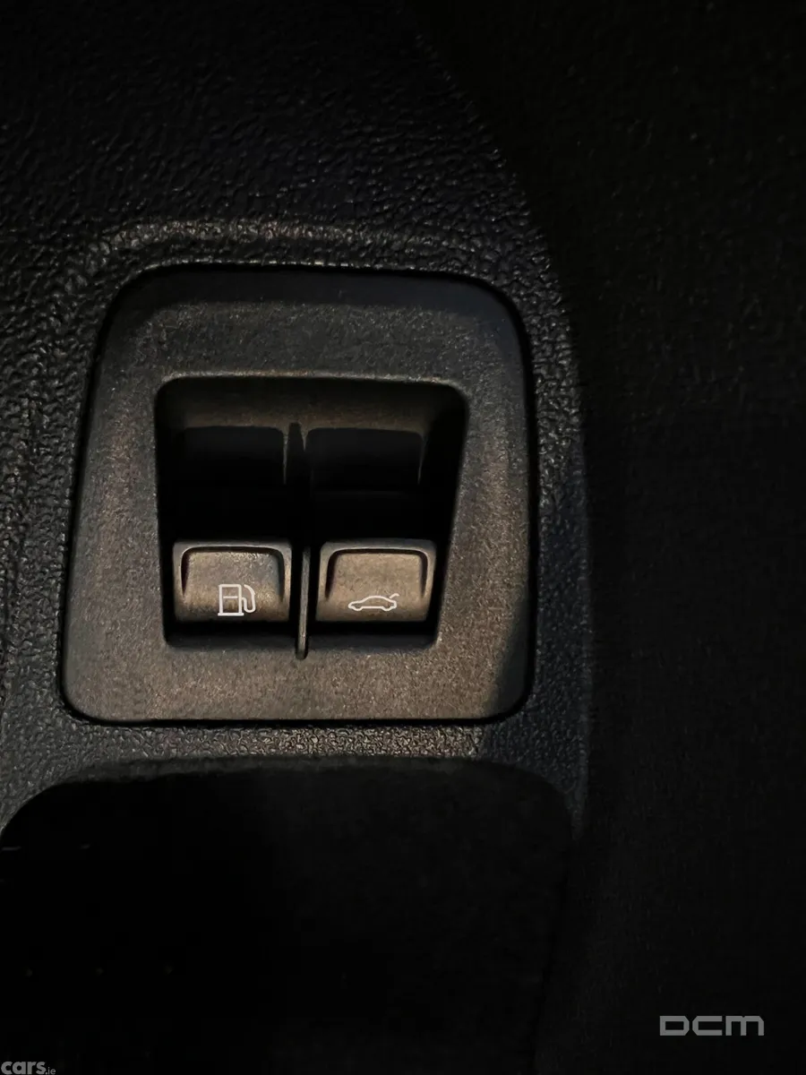 Volkswagen Tiguan SUV, Petrol Plug-in Hybrid, 2022, White