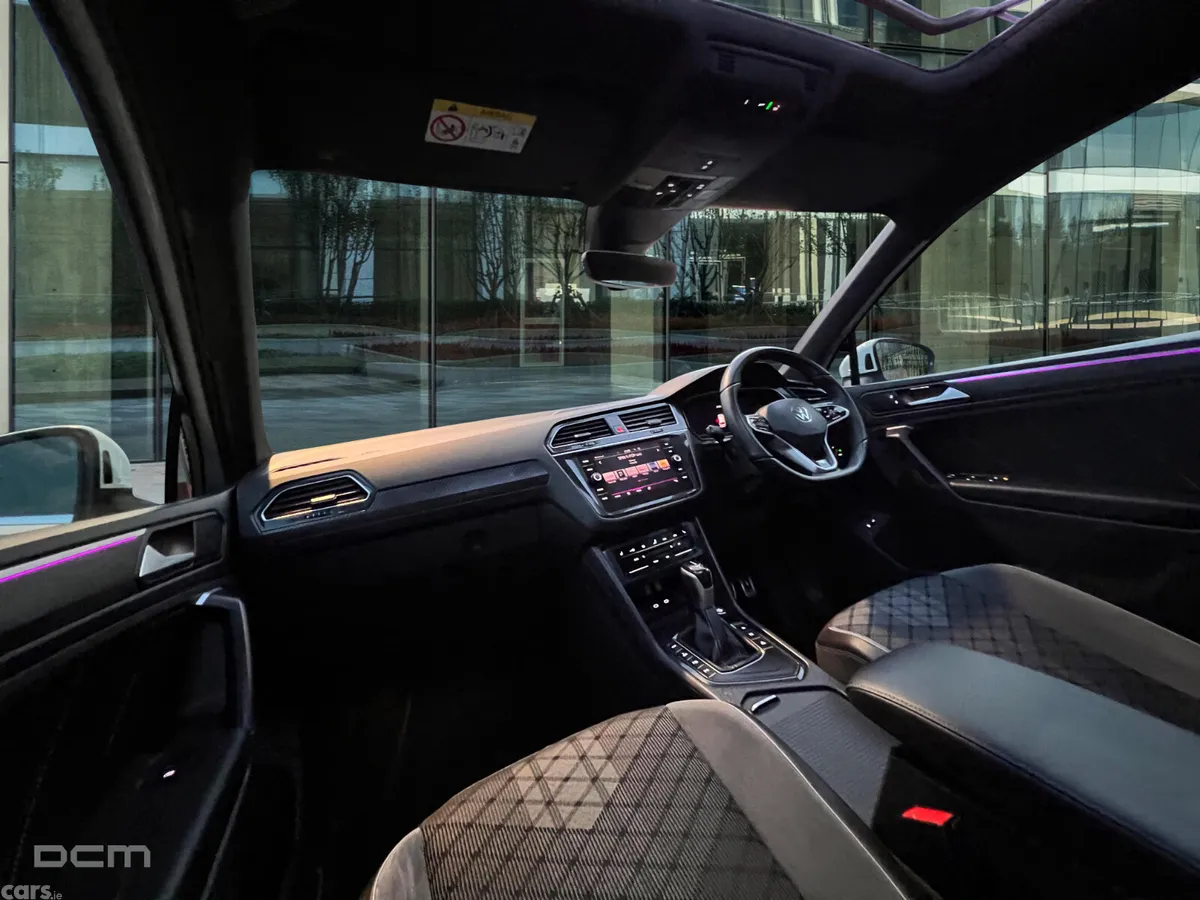 Volkswagen Tiguan SUV, Petrol Plug-in Hybrid, 2022, White