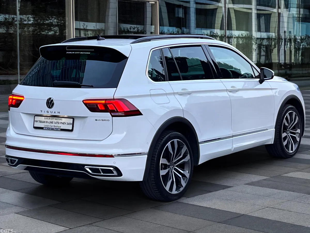 Volkswagen Tiguan SUV, Petrol Plug-in Hybrid, 2022, White