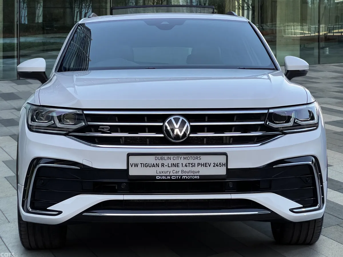 Volkswagen Tiguan SUV, Petrol Plug-in Hybrid, 2022, White