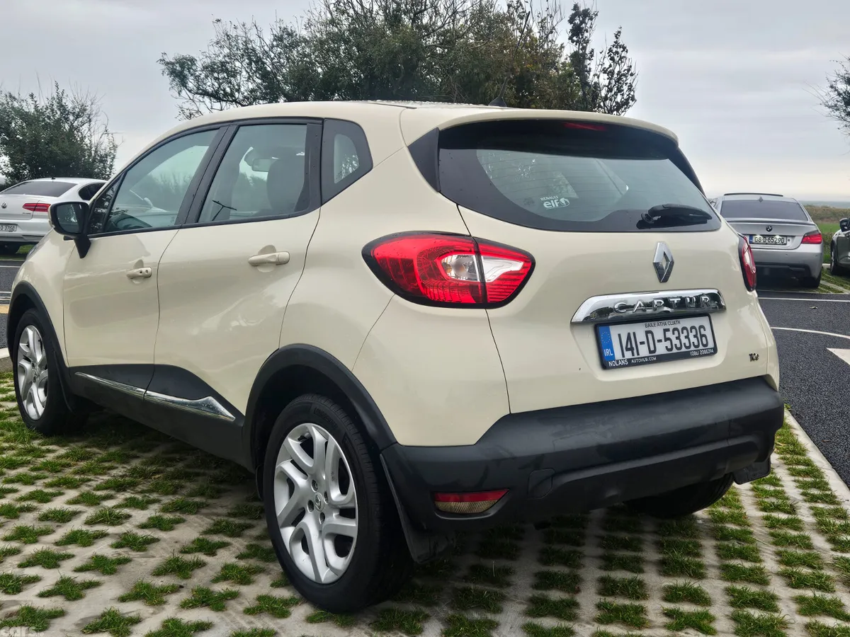Renault Captur SUV, Petrol, 2014, White