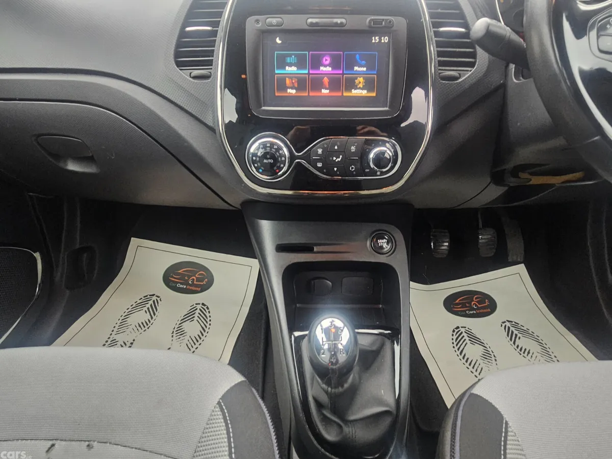 Renault Captur SUV, Petrol, 2014, White