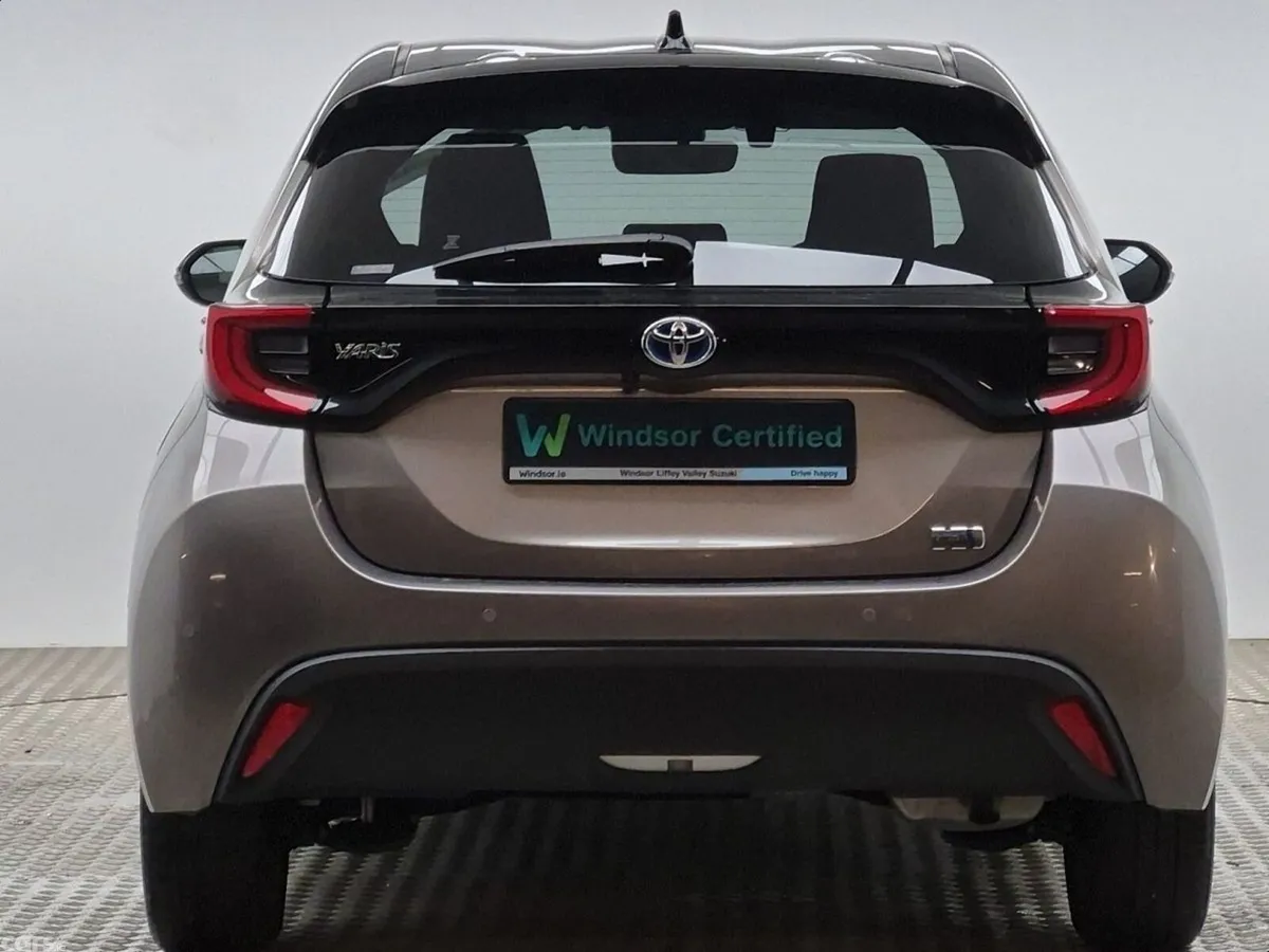 Toyota Yaris Hatchback, Petrol Hybrid, 2023, Brown