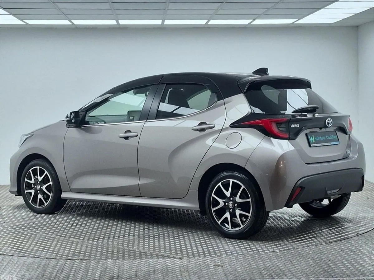 Toyota Yaris Hatchback, Petrol Hybrid, 2023, Brown