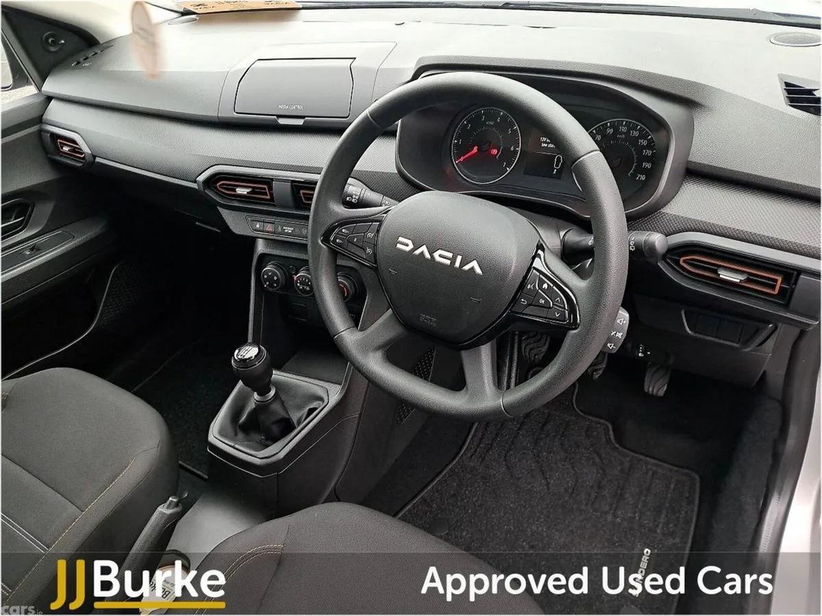 Dacia Sandero Stepway SUV, Petrol, 2023, Grey