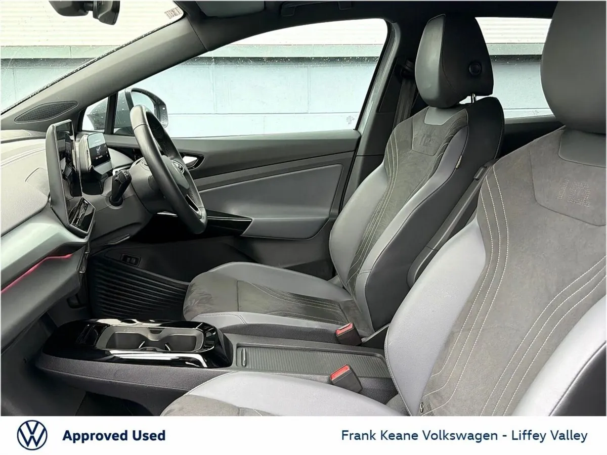Volkswagen ID.4 SUV, Electric, 2025, Grey