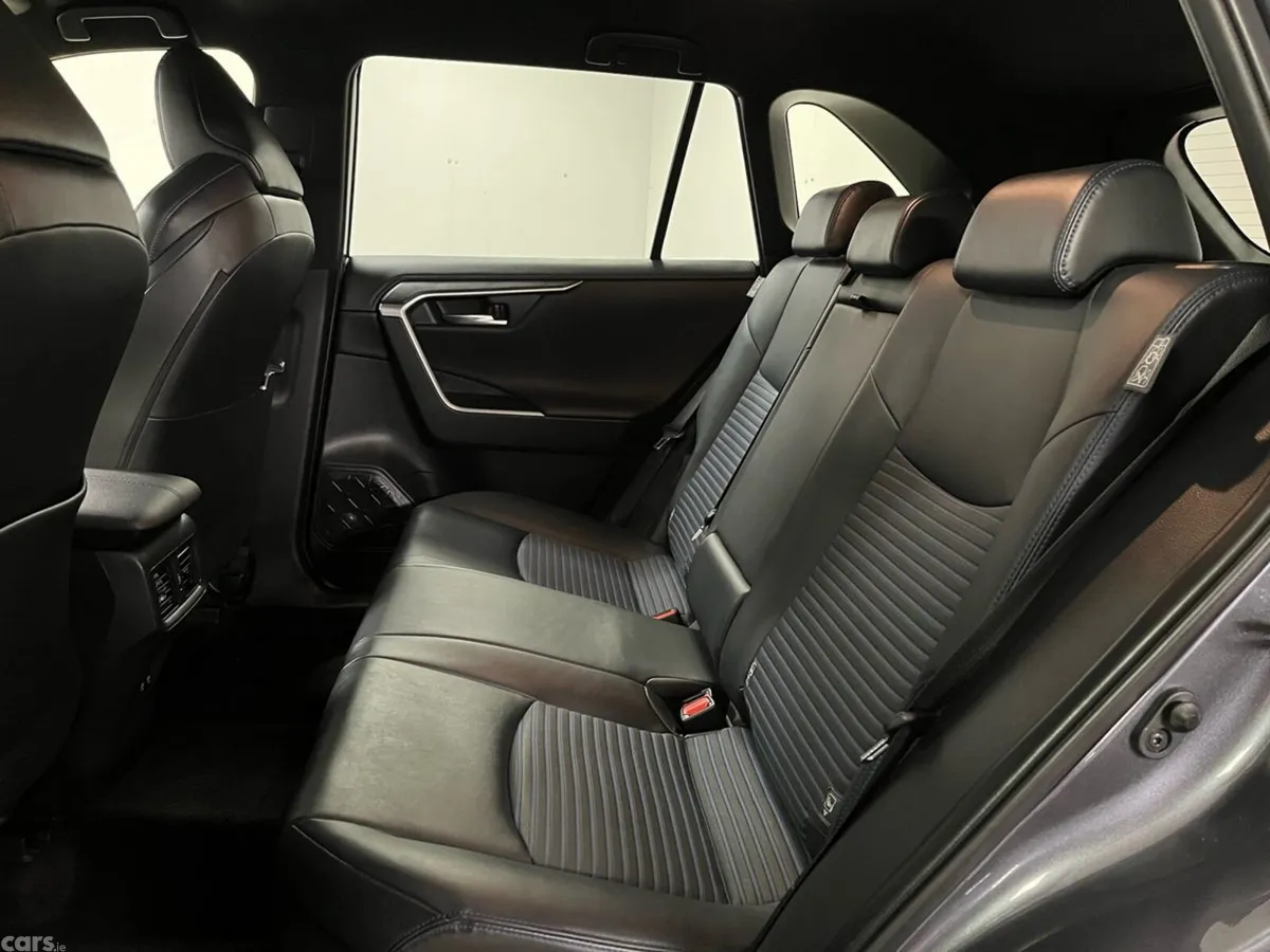 Toyota RAV4 SUV, Petrol Hybrid, 2021, Grey