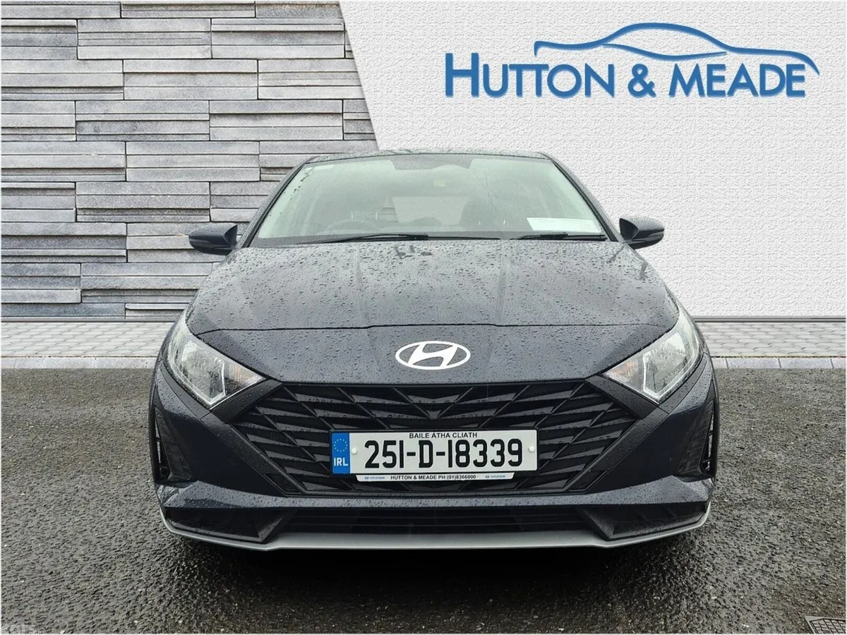 Hyundai i20 Hatchback, Petrol, 2025, Grey