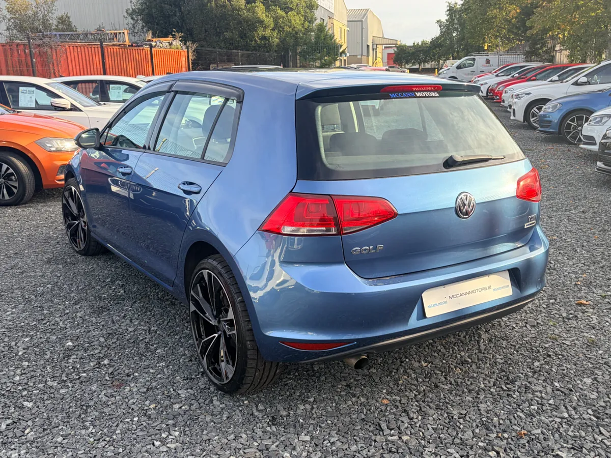 Volkswagen Golf Hatchback, Petrol, 2015, Blue