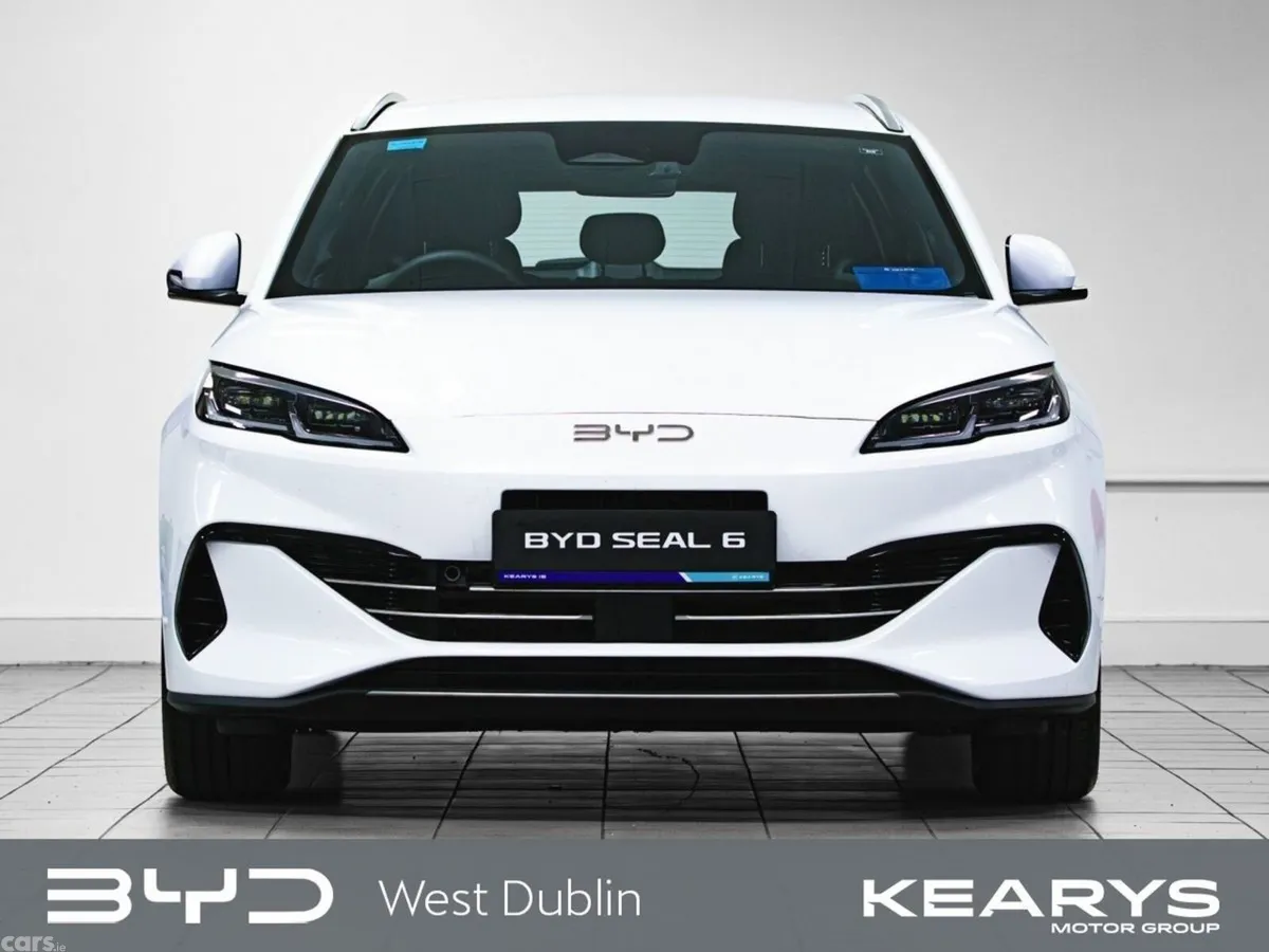 BYD Seal 6 Hatchback, Petrol Plug-in Hybrid, 2026, White