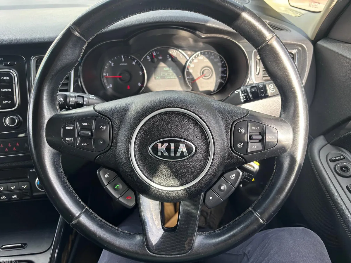 Kia Carens MPV, Diesel, 2016, Silver