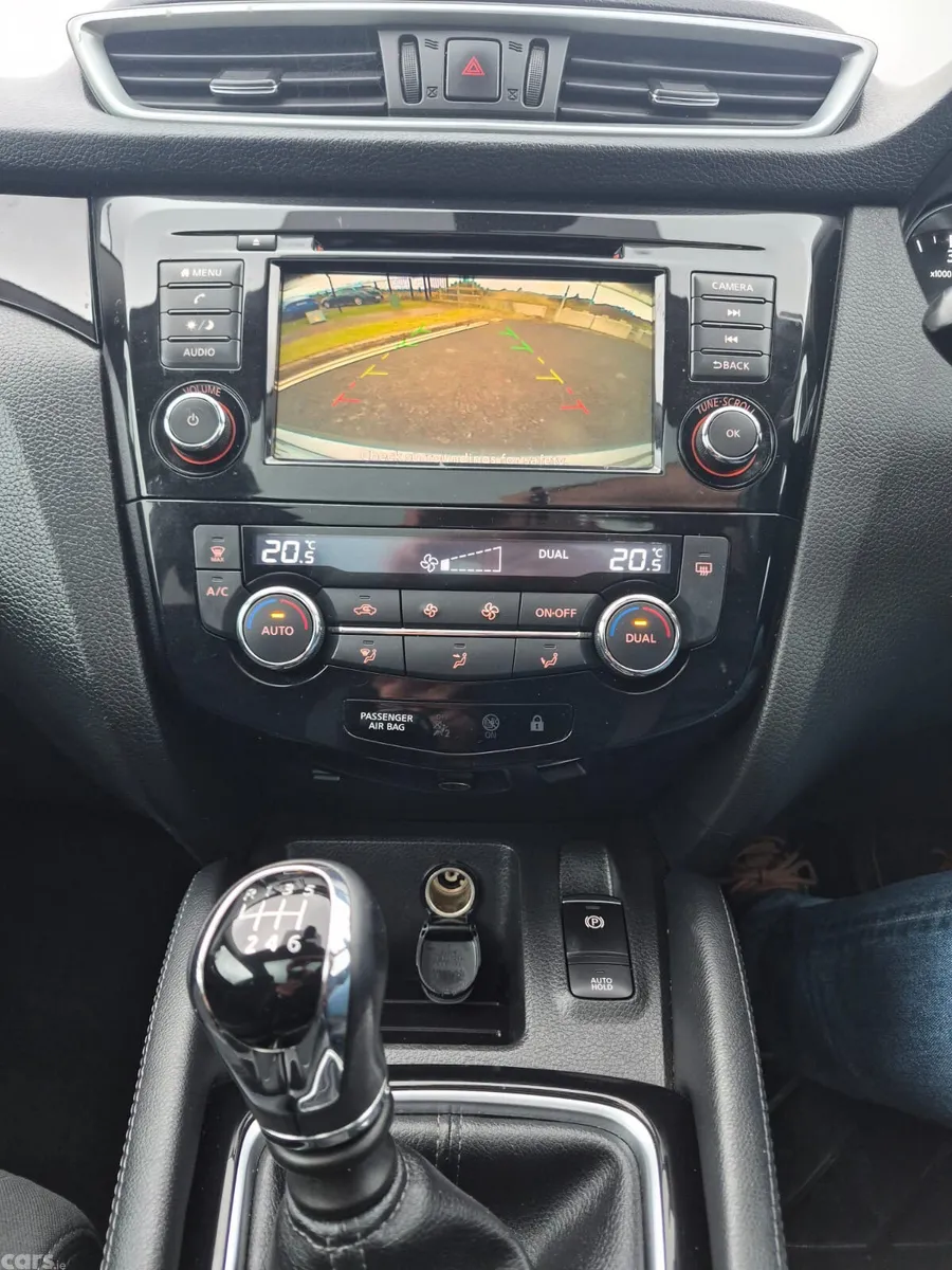 Nissan Qashqai MPV, Diesel, 2021, Grey