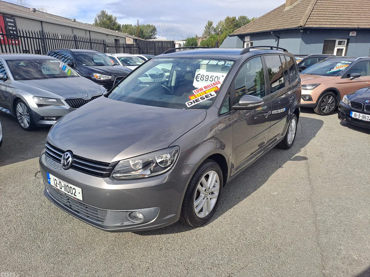 Volkswagen Touran MPV, Diesel, 2012, Grey