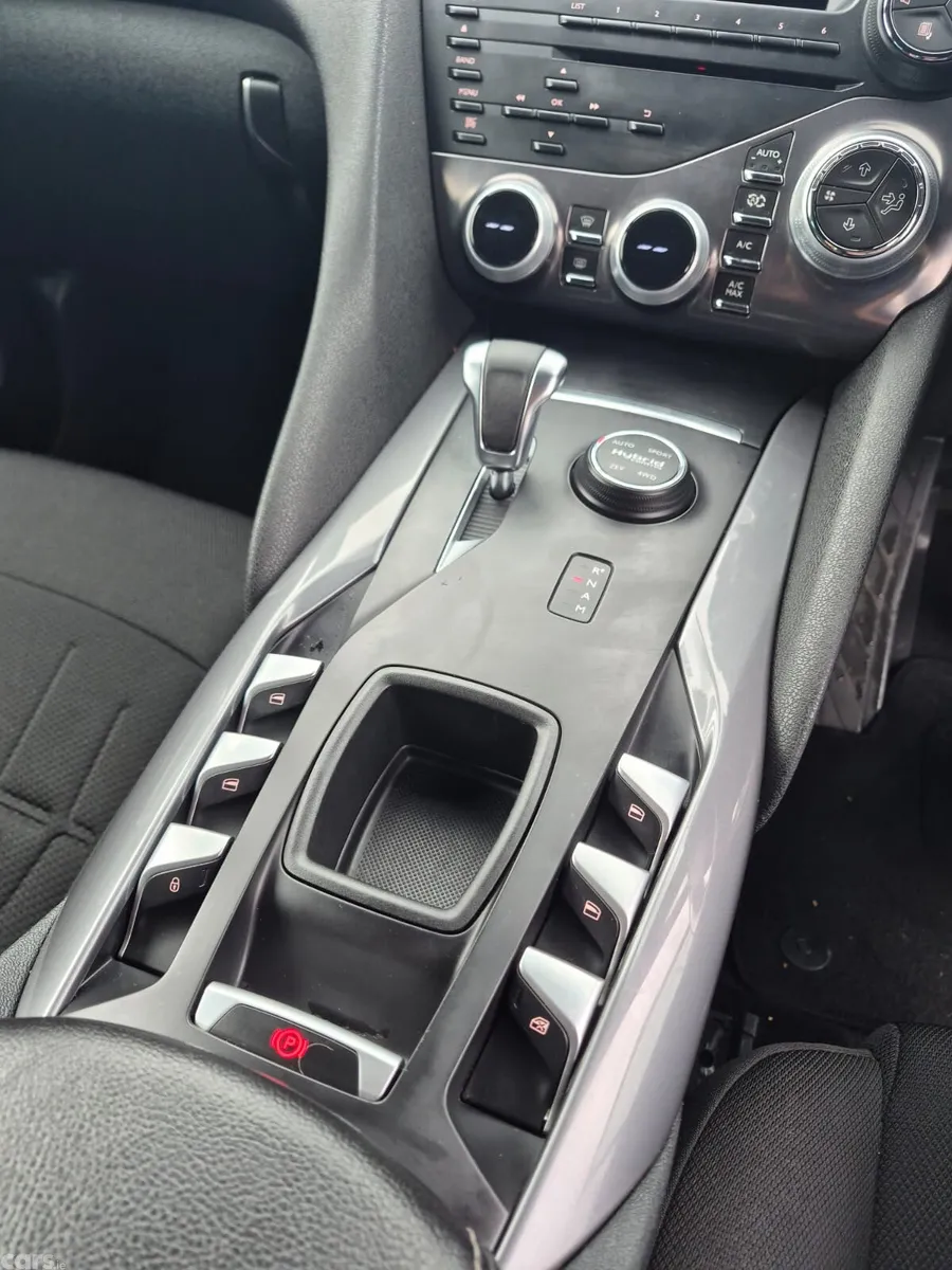 Citroen DS 5 Hatchback, Diesel Hybrid, 2013, Brown