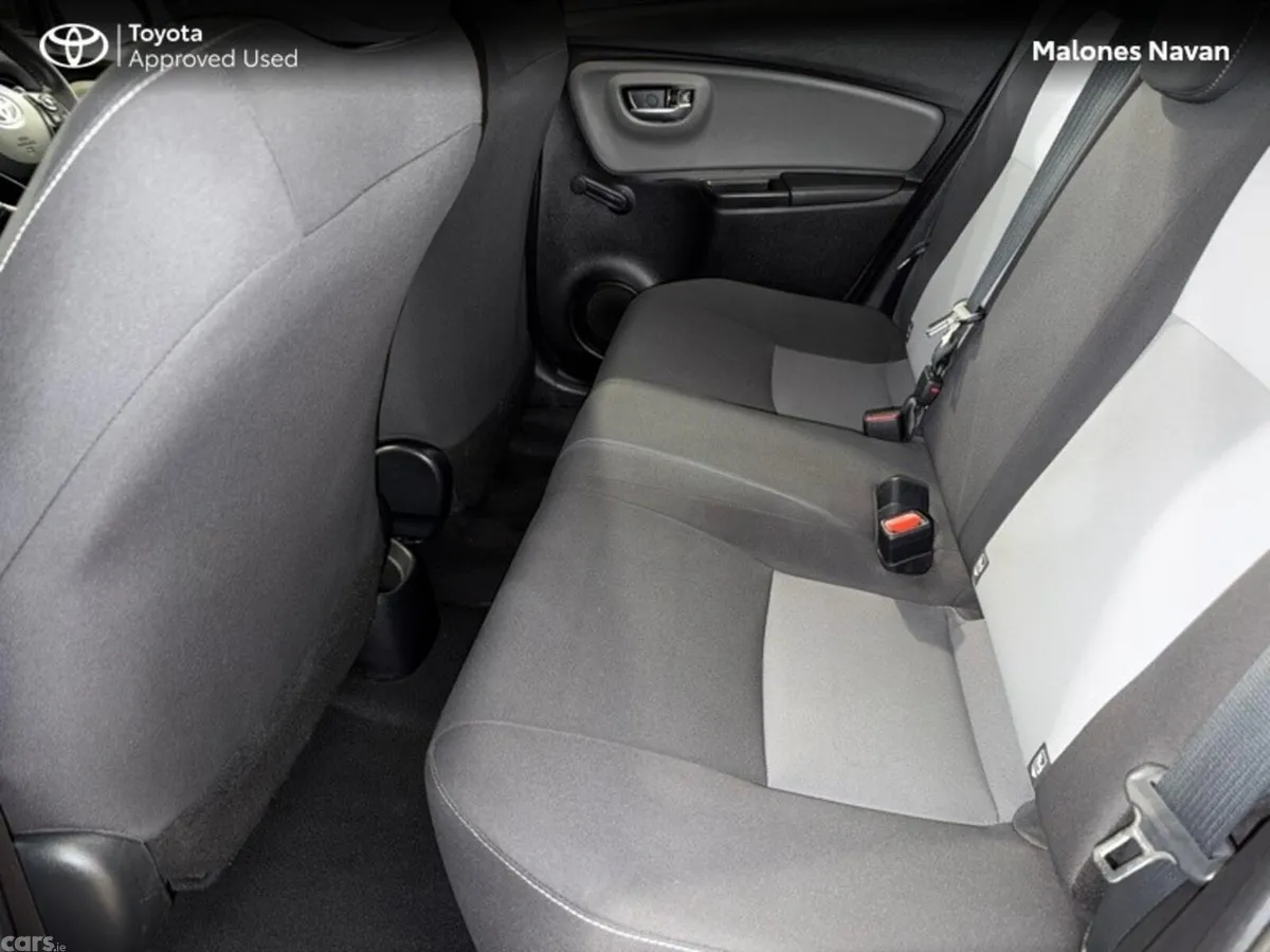 Toyota Yaris Hatchback, Petrol, 2018, Red