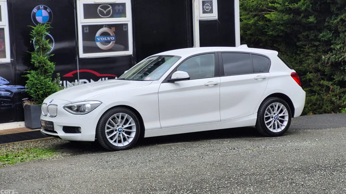 BMW 1-Series Hatchback, Petrol, 2014, White
