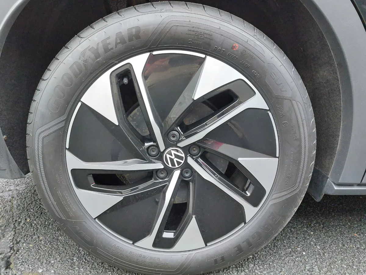 Volkswagen ID.4 Estate, Electric, 2023, Black