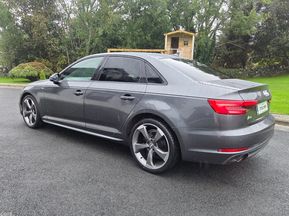 Audi A4 Saloon, Diesel, 2017, Grey