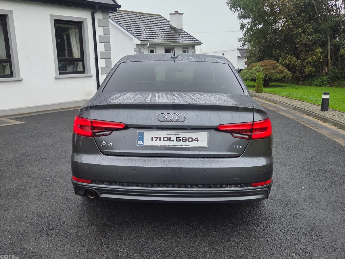 Audi A4 Saloon, Diesel, 2017, Grey