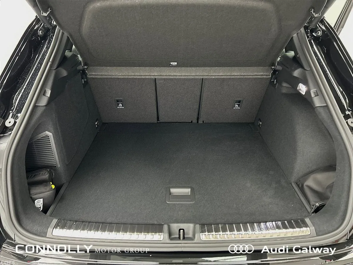 Audi Q3 SUV, Petrol Plug-in Hybrid, 2027, Black