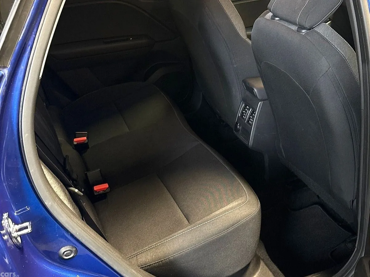 Renault Captur Hatchback, Petrol, 2020, Blue