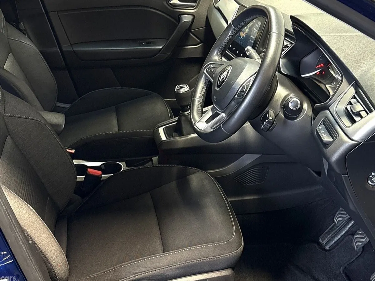 Renault Captur Hatchback, Petrol, 2020, Blue