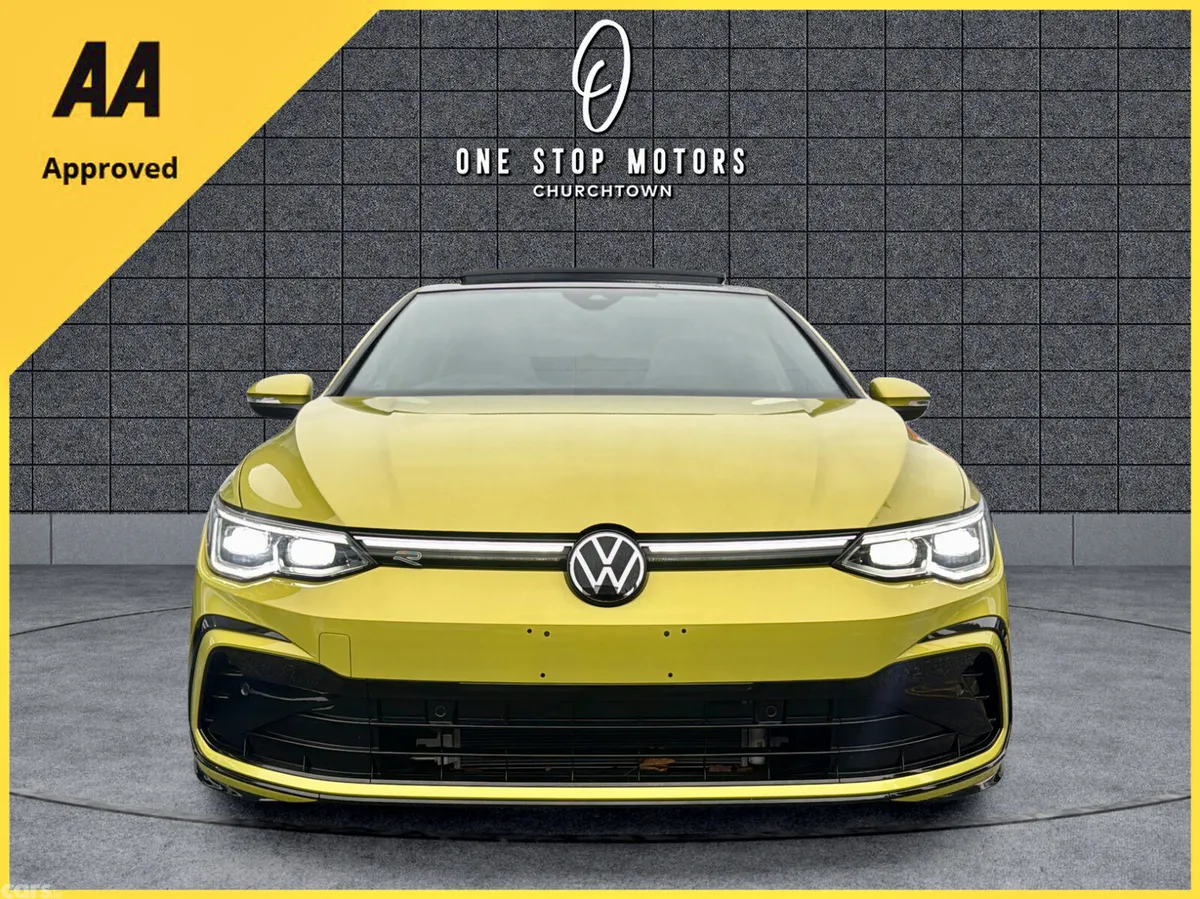 Volkswagen Golf Hatchback, Diesel, 2023, Gold