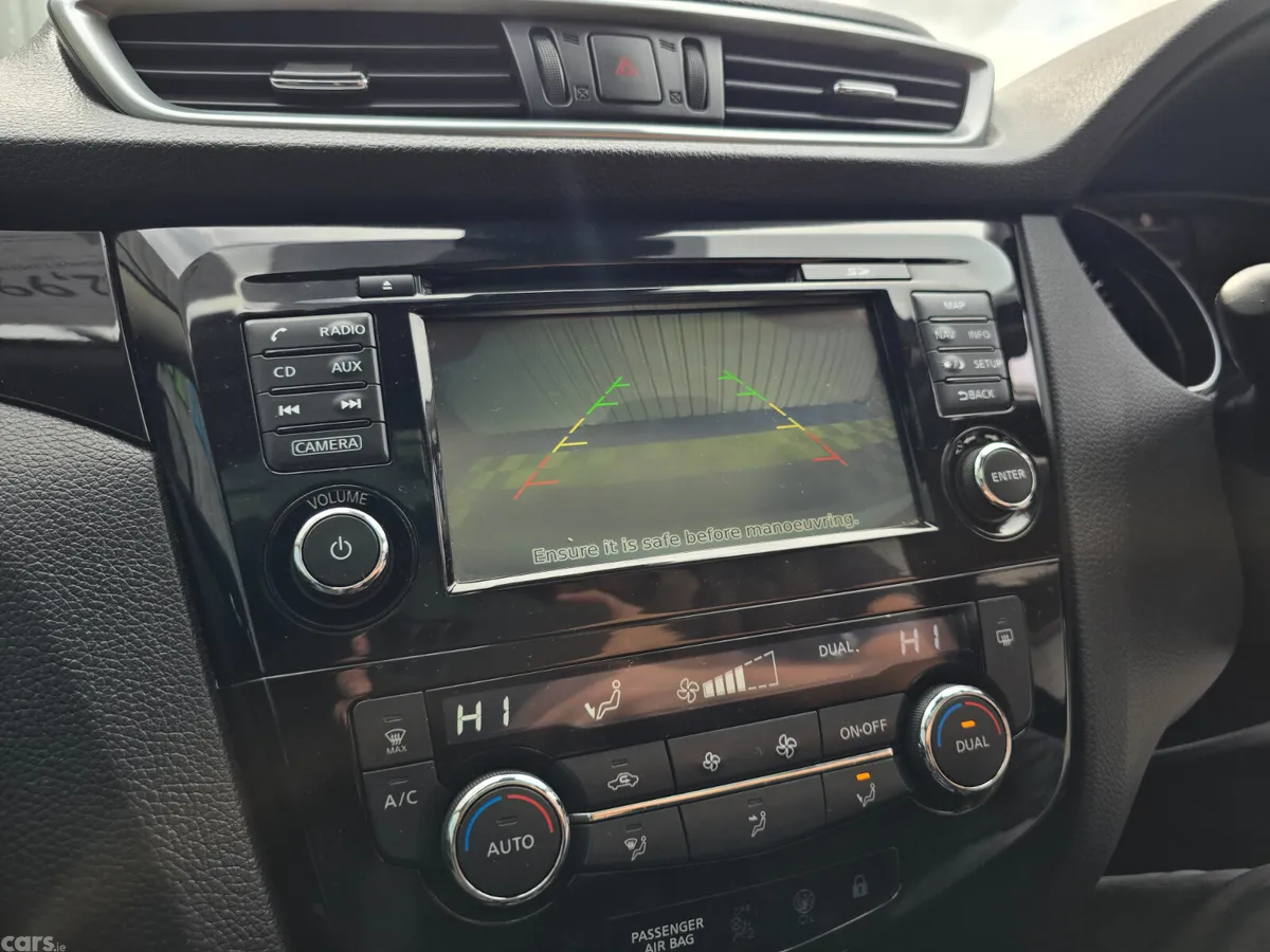 Nissan Qashqai MPV, Petrol, 2018, Grey