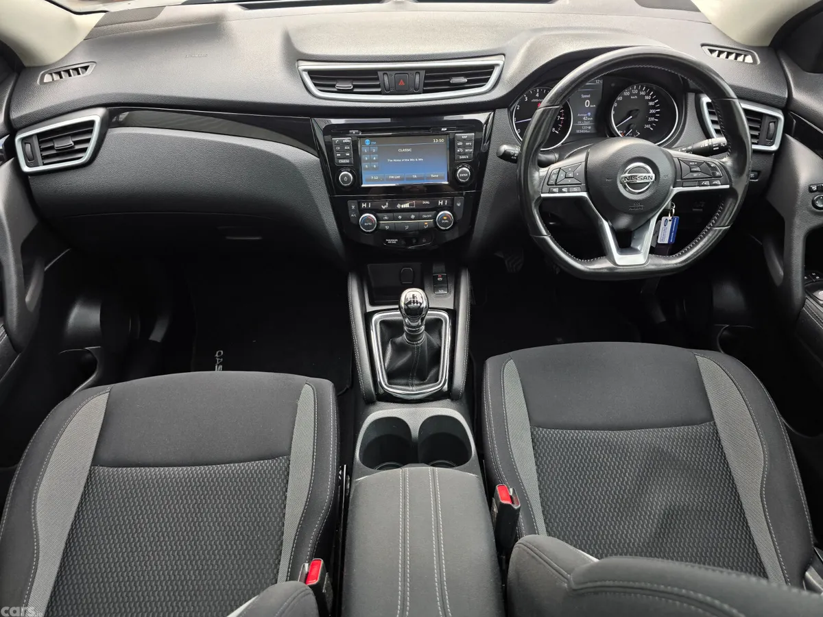 Nissan Qashqai MPV, Petrol, 2018, Grey