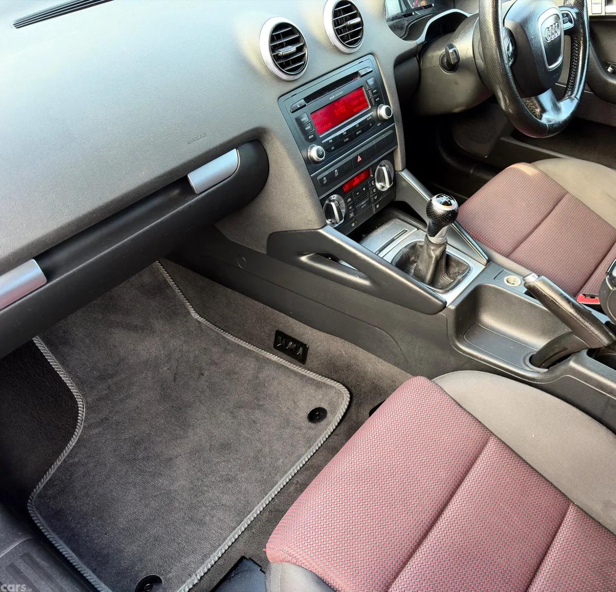 Audi A3 Hatchback, Diesel, 2011, Red