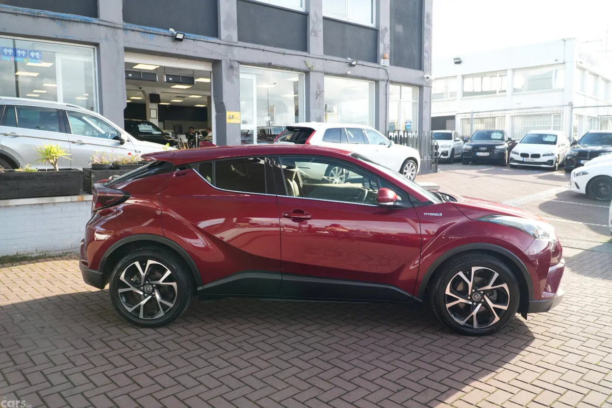 Toyota C-HR Hatchback, Petrol Hybrid, 2017, Red