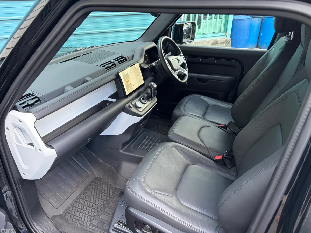 Land Rover Defender Van, Diesel, 2025, Black