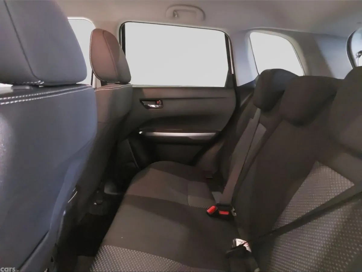 Suzuki Vitara SUV, Petrol Hybrid, 2026, White